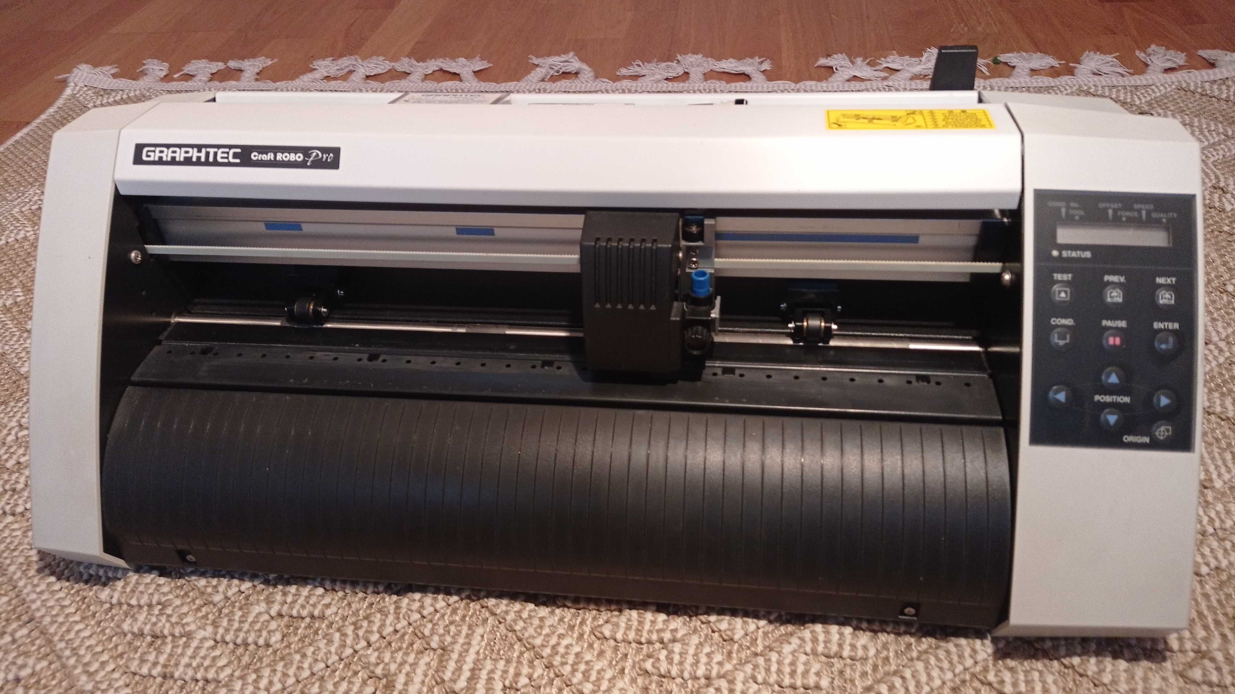 Ploter Graphtec Made in Japan
RoboPro CE5000-40-CRP