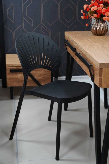 Krzesło ogrodowe czarne