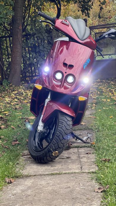 Скутер Malaguti F12