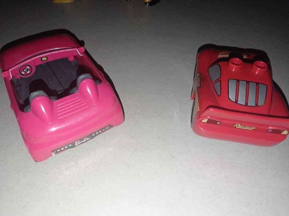 Carro Barbie + Carro Faisca Mcqueen