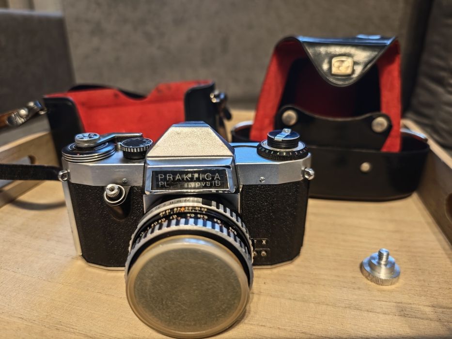 Aparat fotograficzny Praktica PL Nova 1B Carl Zeiss Jena