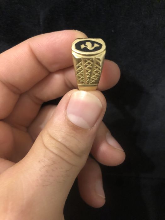 Złoty sygnet próba 750 18k rozmiar 22 - 9,5 gram