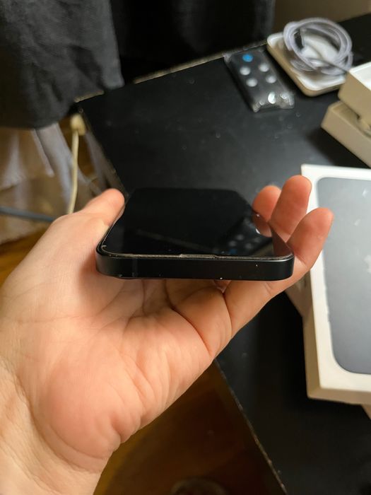 iPhone 13 128GB marcas de uso