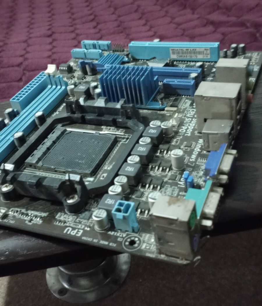 Материнська плата ASUS M5A78L-M LX3  Socket AM3+