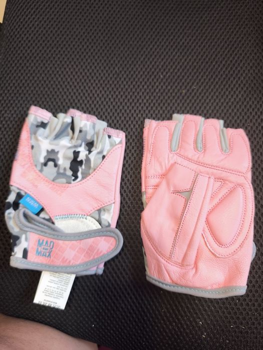 Перчатки для фитнеса MadMax MFG-931 No matter Pink M PP