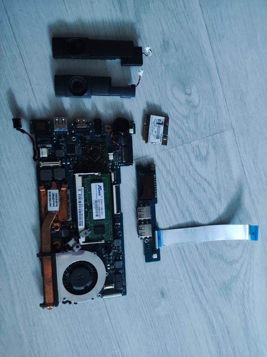Ноутбук Samsung NP535U3C-A05RU