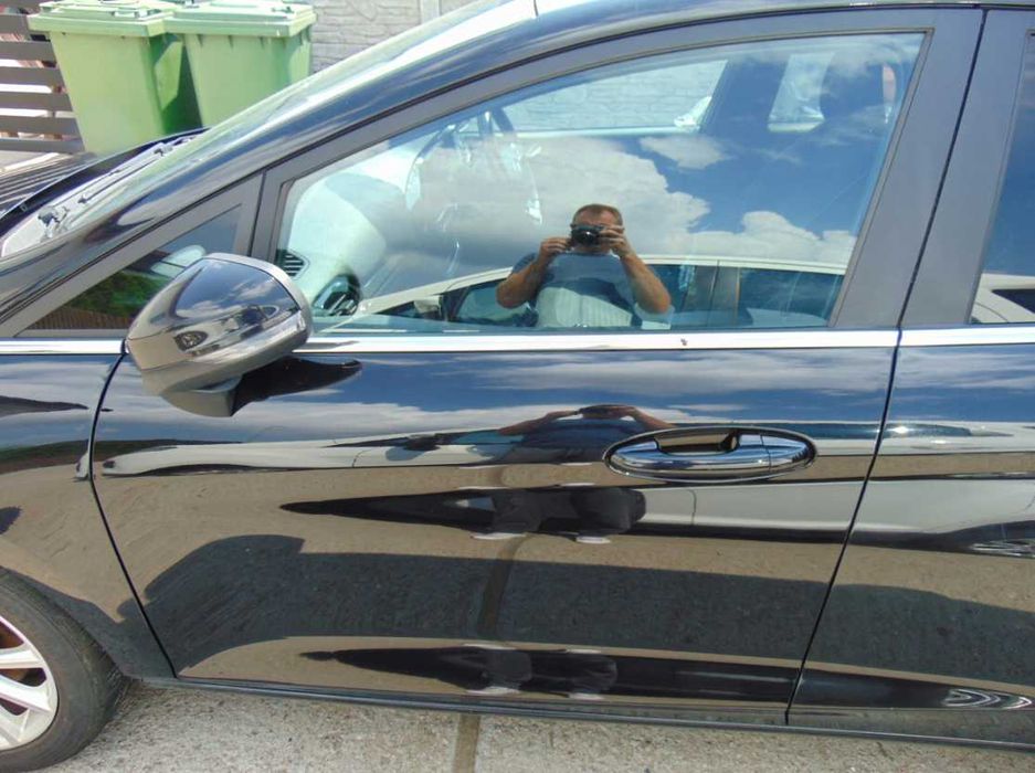 Дверь Ford Fiesta MK7 двери Форд Фиеста МК8 шрот запчасти разборка б/у