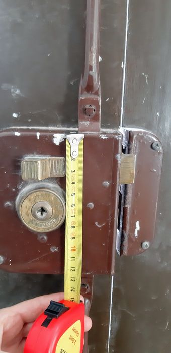 Fechadura de porta antiga