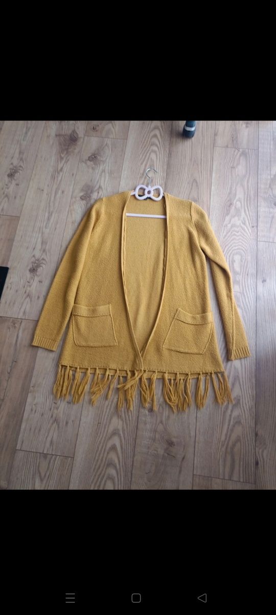 Sweter kardigan z frędzlami