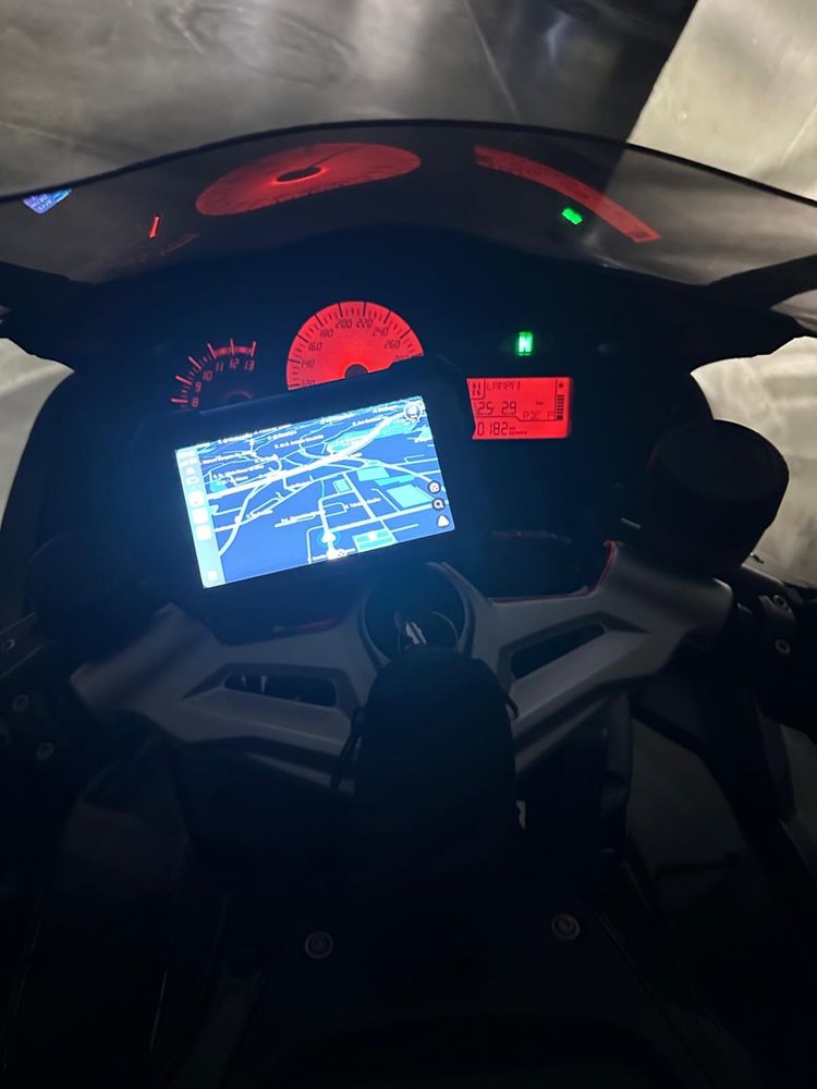 Bmw k1300s - estado igual a novo