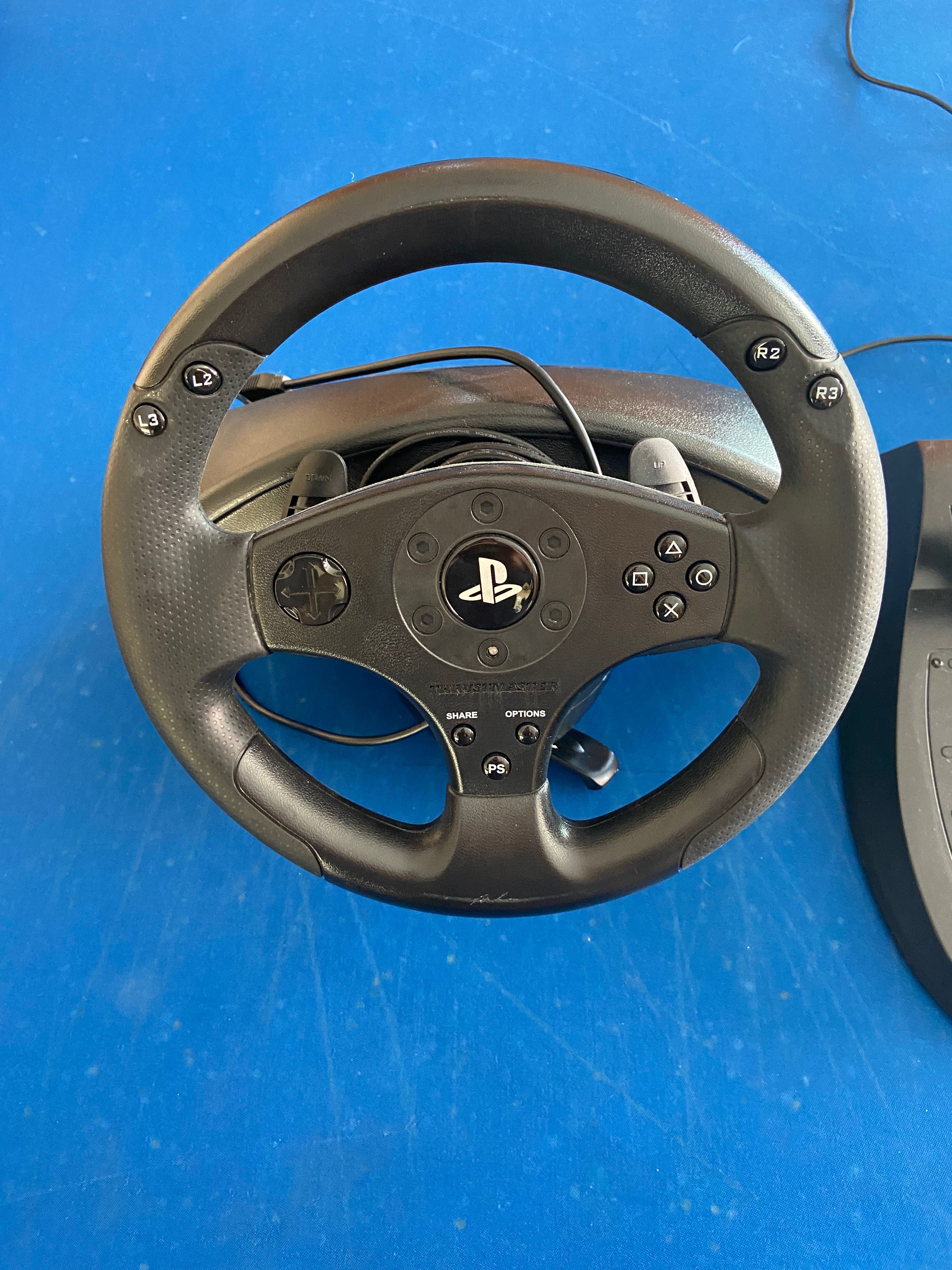 Volante + pedais Thrustmaster T80