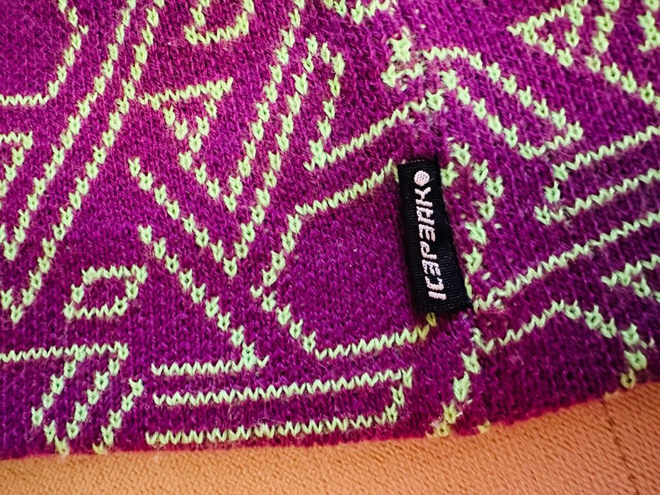 Шапка IcePeak  жіноча спортивна