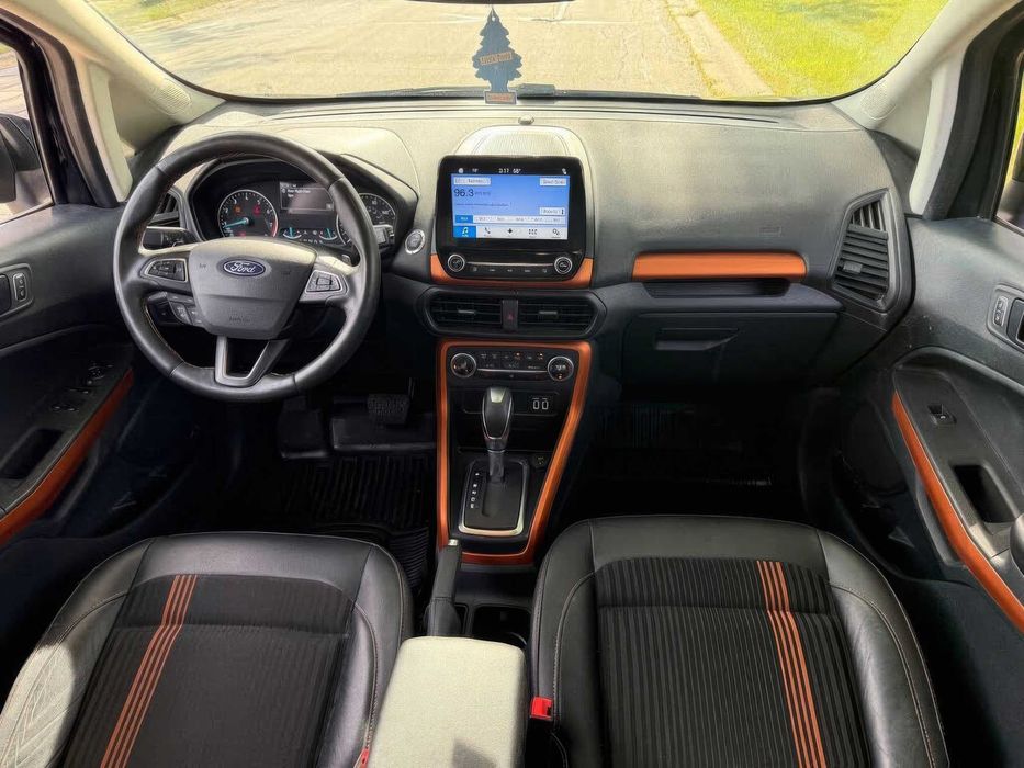 Ford EcoSport SES      2018