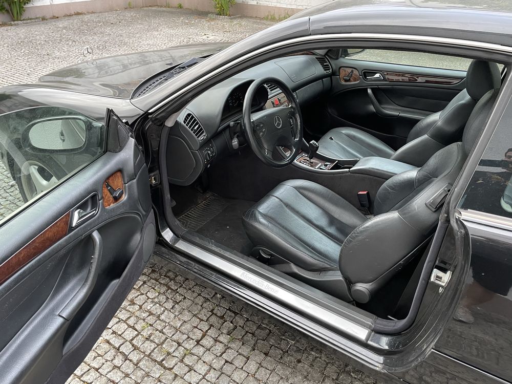 interior mercedes clk w208