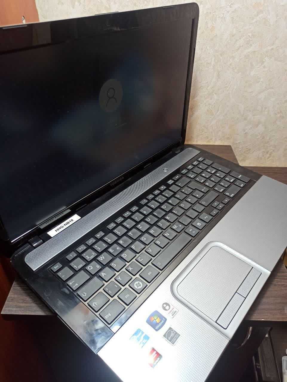 Ноутбук 17.3  Toshiba Sattelite Pro L870