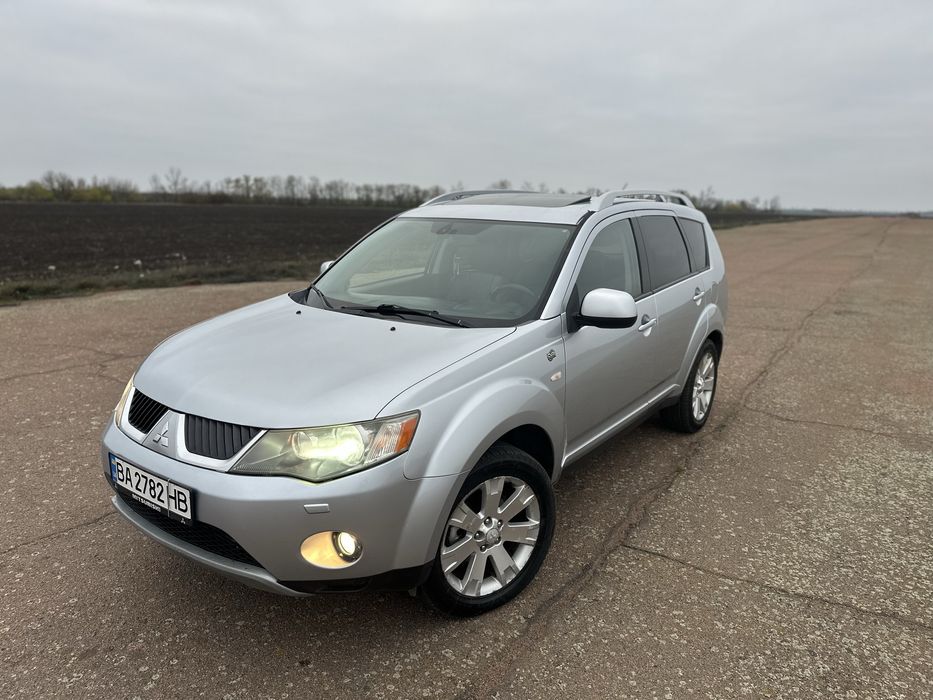 Продам MITSUBISHI Outlander XL 2.0 дизель