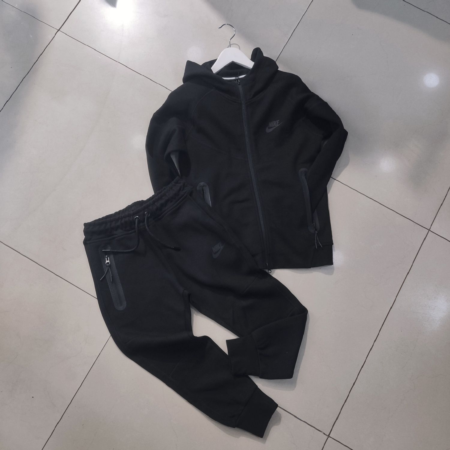 Підлітковий спортивний костюм Nike Tech fleece з капішоном
