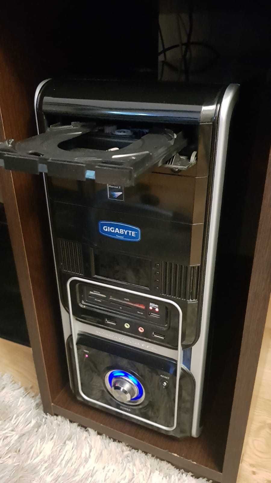 komputer stacjonarny PC