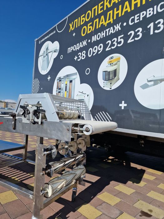 Стол для нарезки круассанов Рабочий стiл для нарiзки тiста Rondo NEU