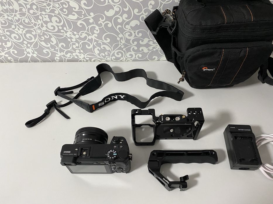 Камера Sony A6500 + Sony E 16–50mm f/3.5–5.6 OSS