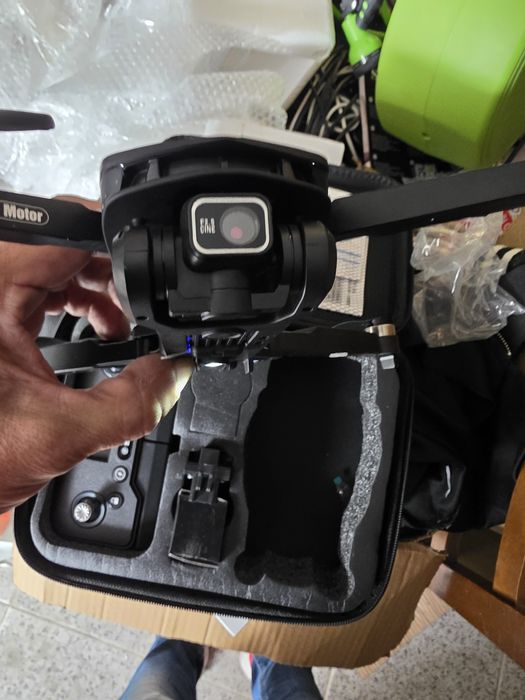 Drone com gps três câmaras