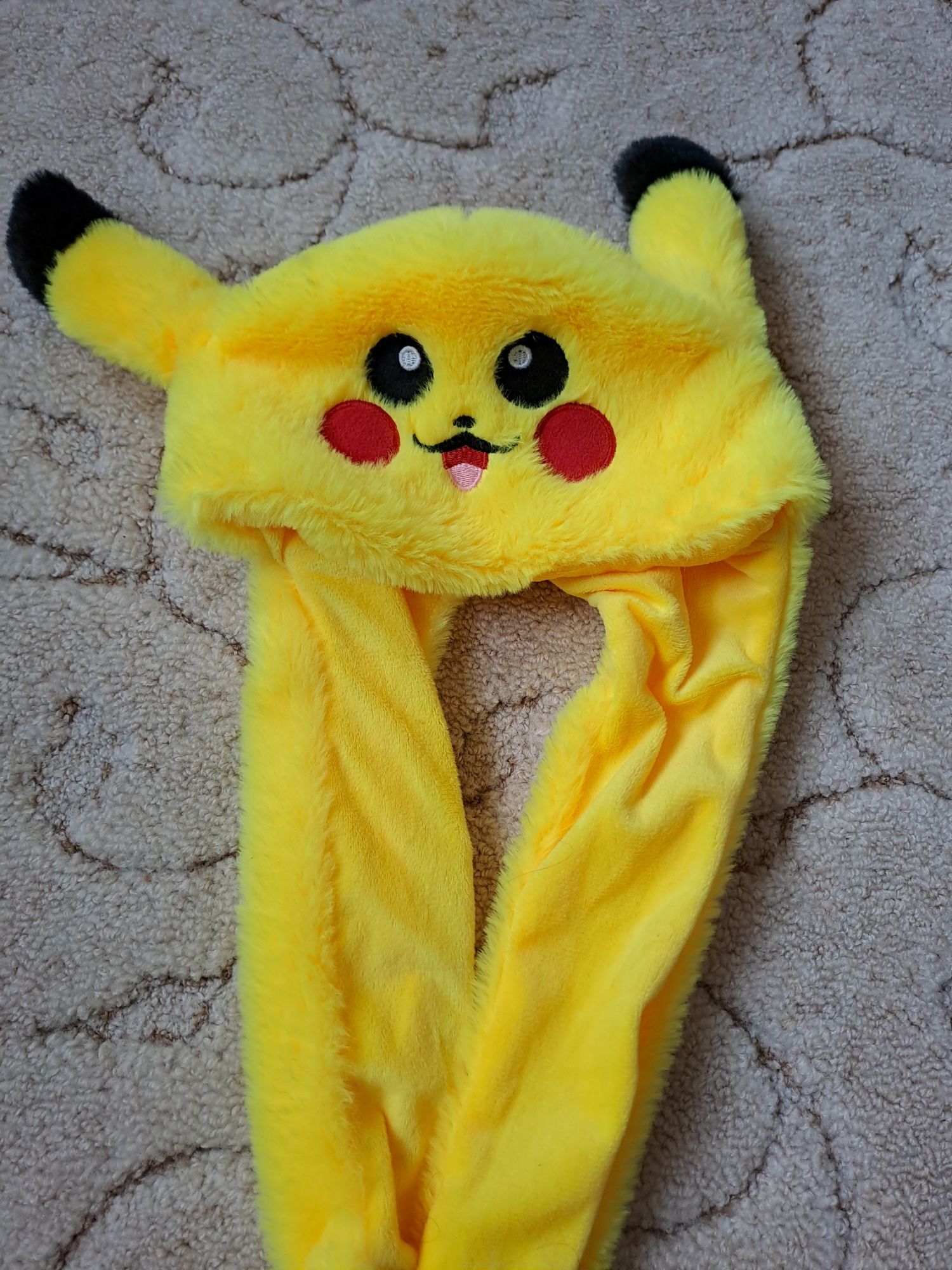 Czapka z pompką Pikachu