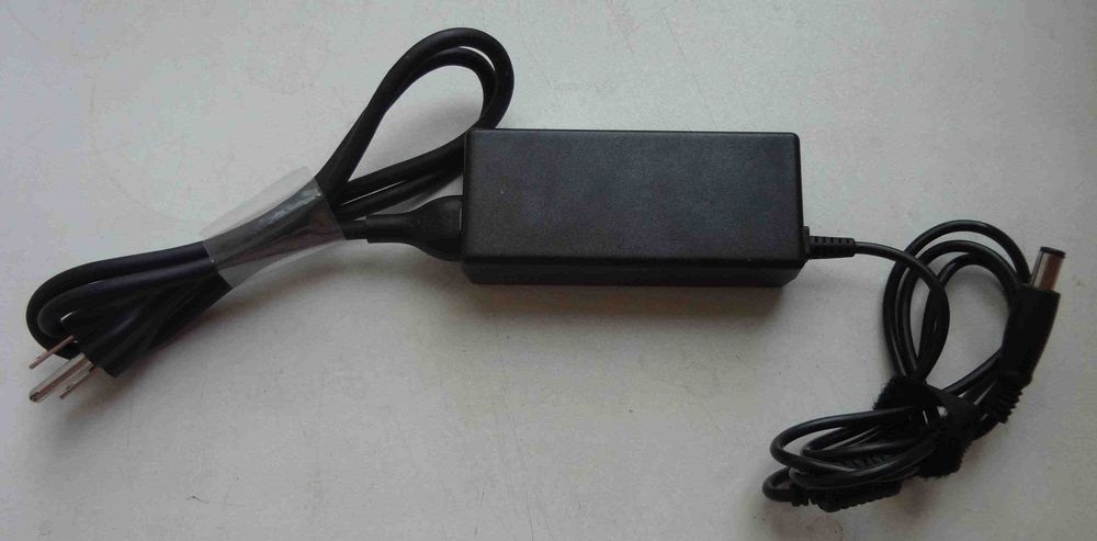 Блок питания для ноутбука DELL 19.5V 3.34A LA65NS2-01 зарядка, шнур