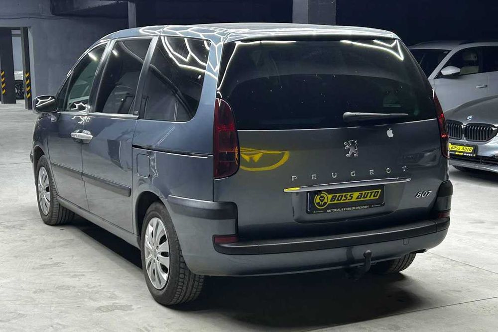 Peugeot 807 2006