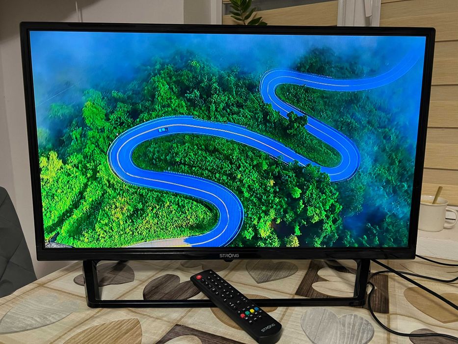 Телевізор Strong SRT 32HF2003C 2024 р.