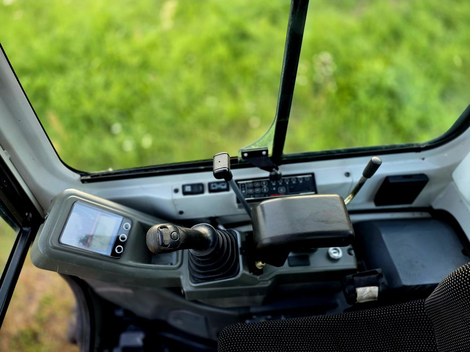 Minikoparka Takeuchi TB 216 Powertilt 2018 rok mały przebieg Rozsuwane