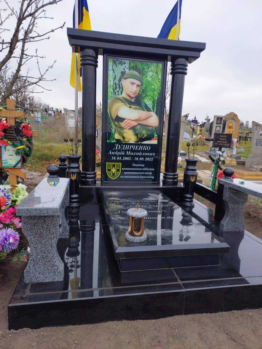 Гранитные памятники -20% на гранит