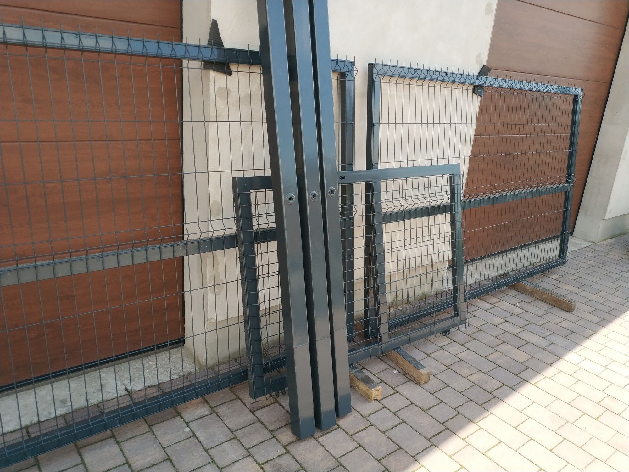 Brama panelowa dwuskrzydłowa, OCYNKOWANA OGNIOWO