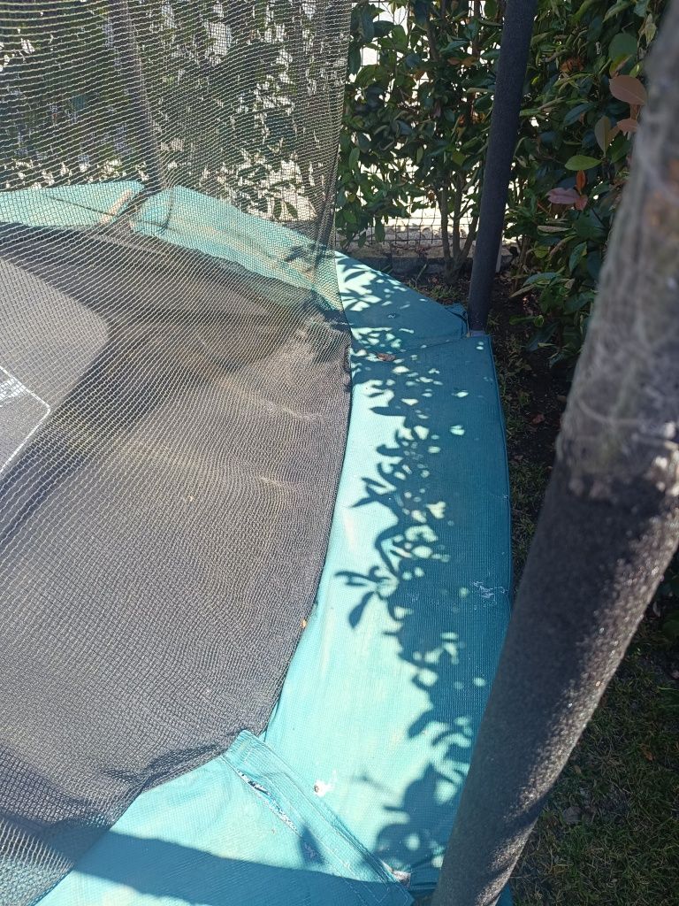 Vendo Trampolim 240