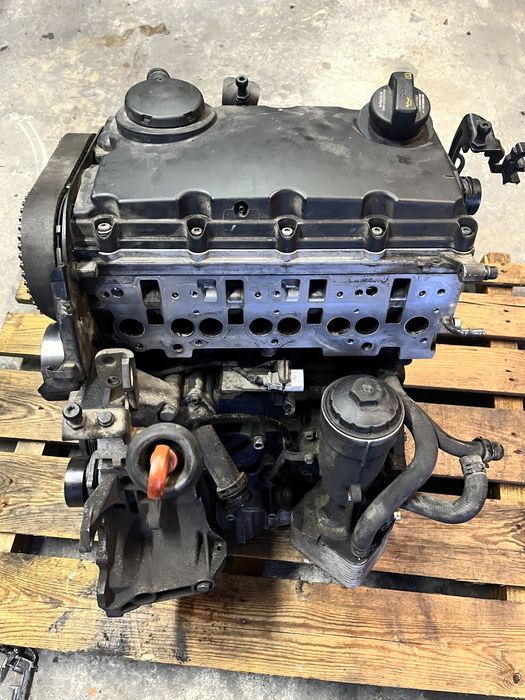 Słupek silnik 2.0 tdi brd 16v 170km/125kw 2006r audi a4 b7 a6c6 vw