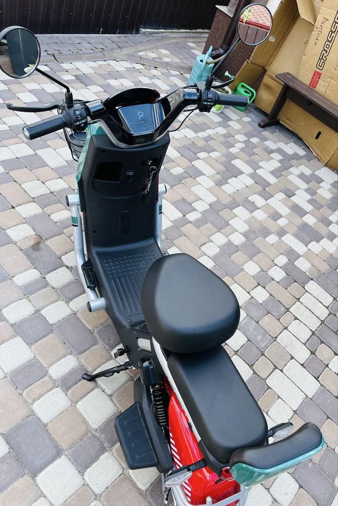 Велоскутер Crosser Booster 60V/20AH/800W 2025