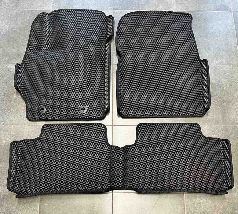 3Д коврики у авто Тайота\ Toyota Corolla\ Highlander\ Venza\ 3D поліки