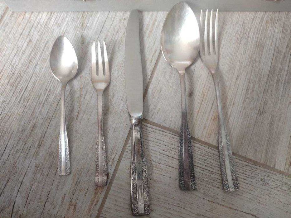 sztućce posrebrzane HEFRA MET 60 dFRAGET  wzór wschodni 30 elementów