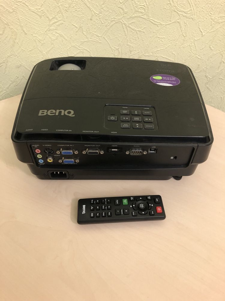 Benq MW519 projector