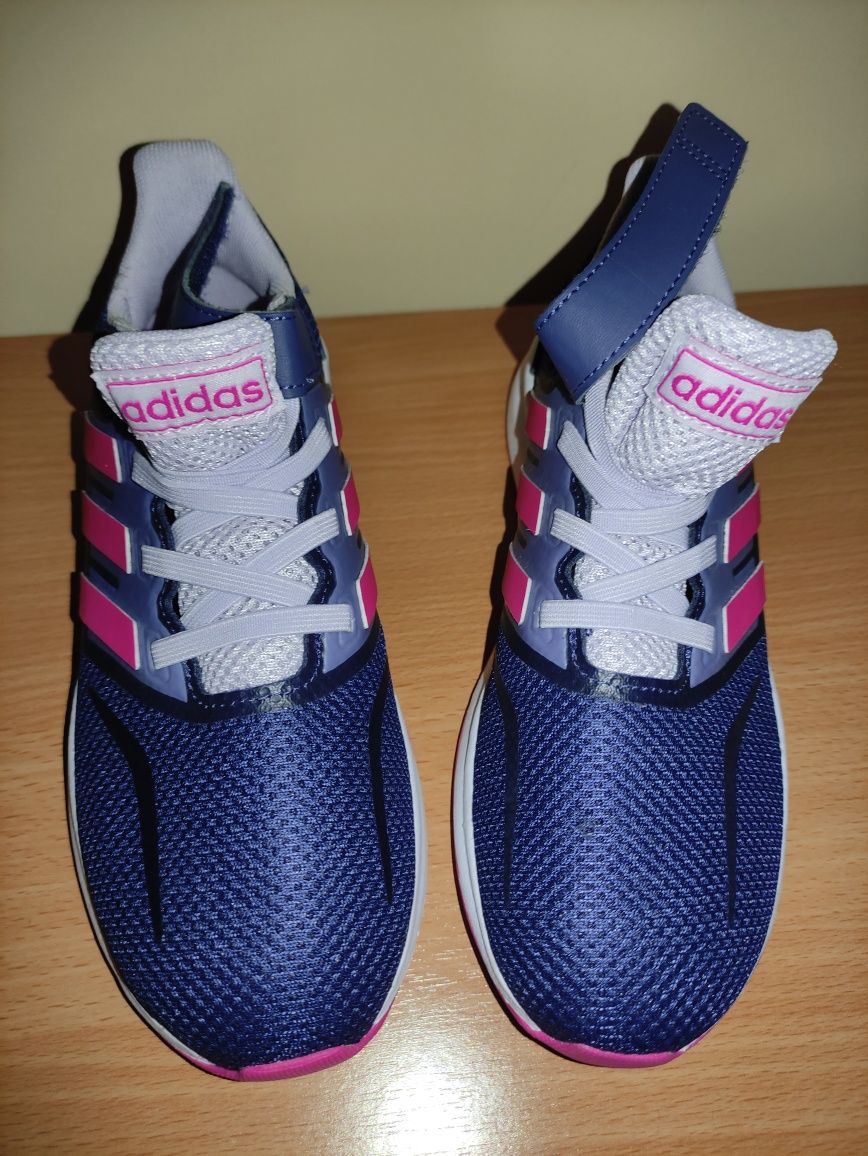 Sapatilhas Adidas novas