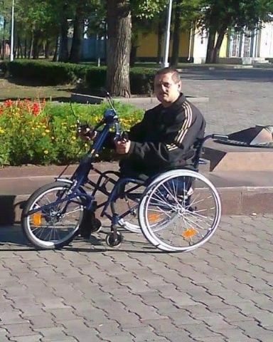 Приму в дар телефон.