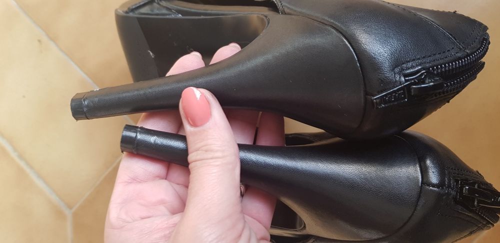 Sapatos pretos pele da zara