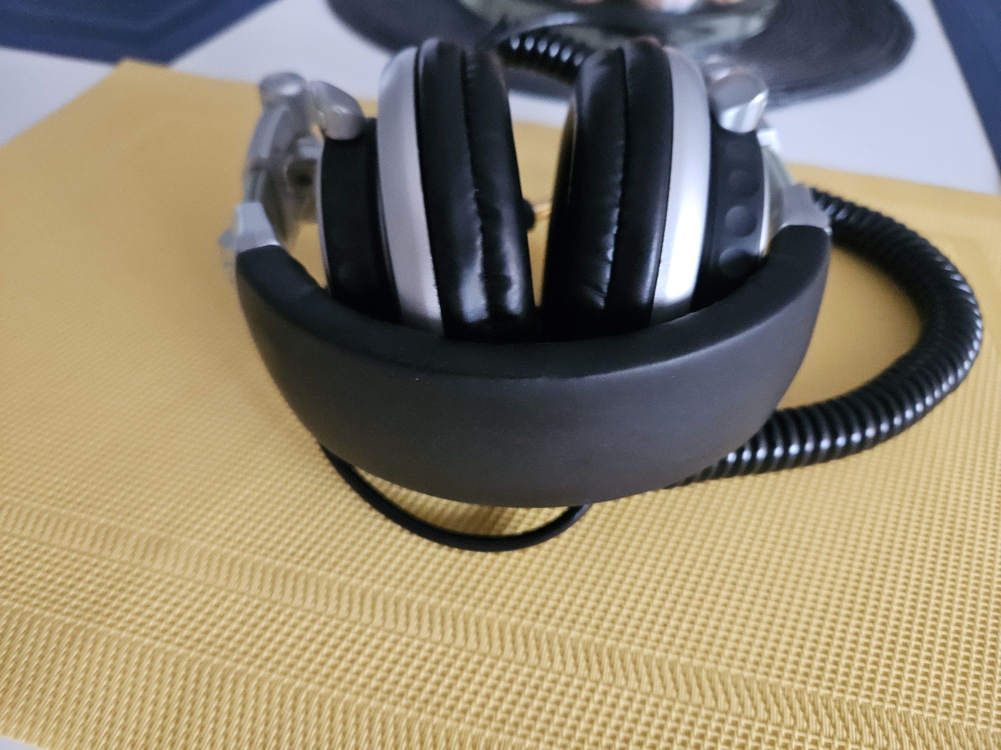 Sluchawki Sony MDR-Z700