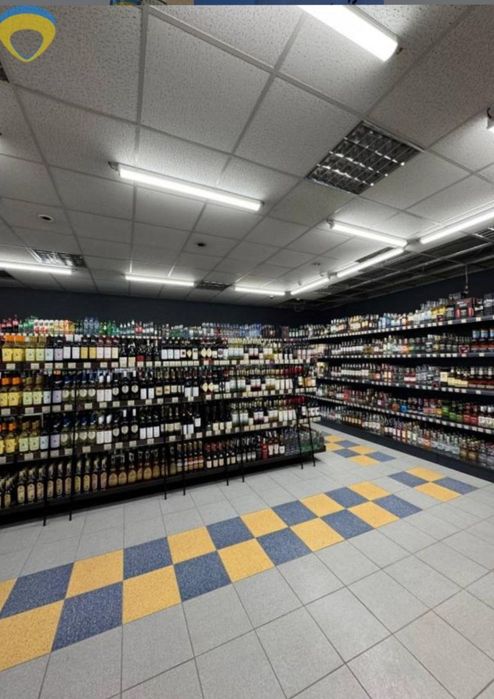 Продам фасадные,коммерческое помещение под любой вид деятельности. Оде