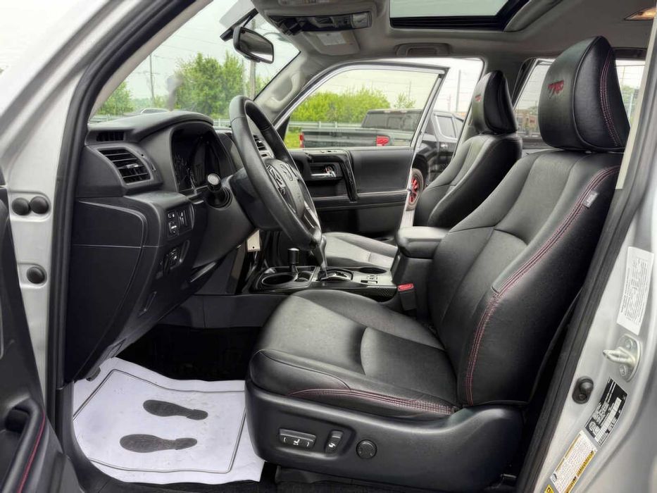 Toyota 4Runner SR5      2018