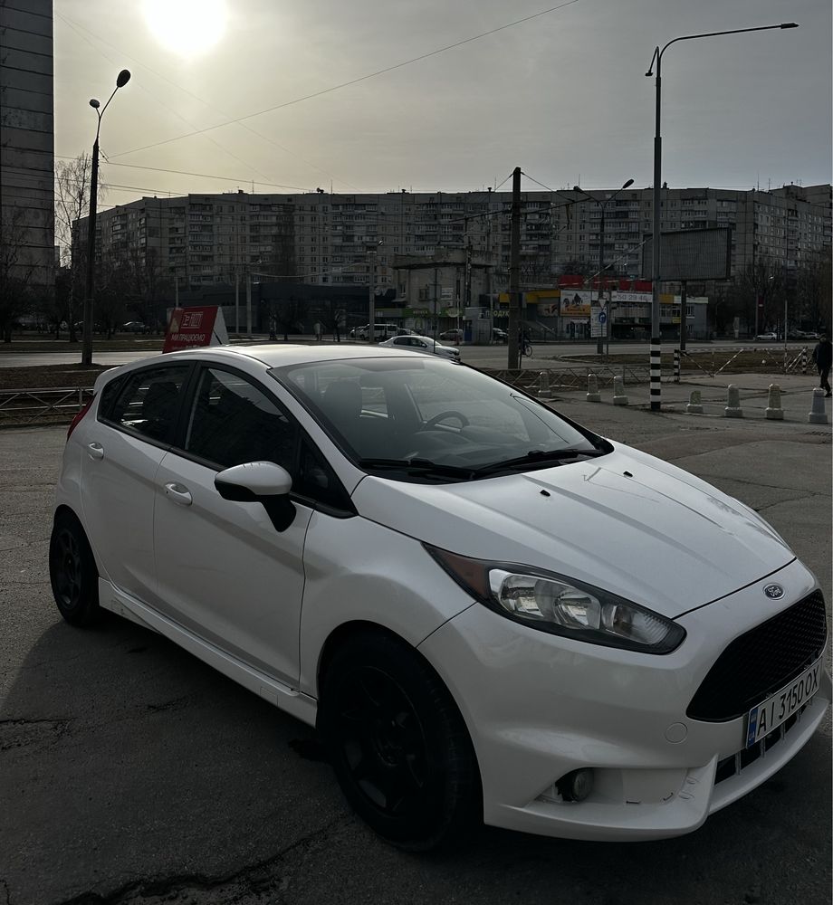 Продам Ford fiesta st