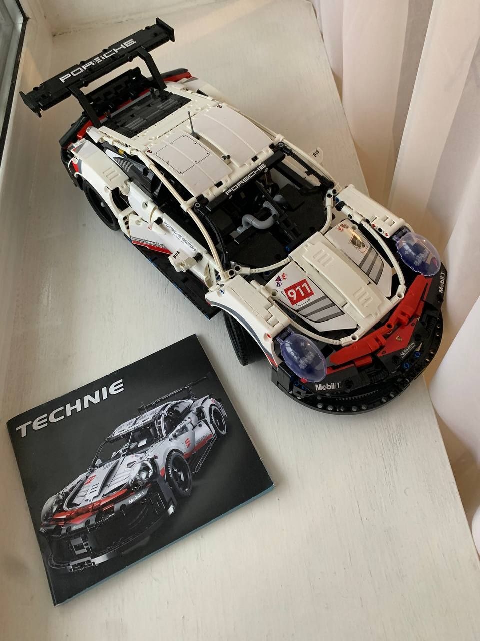 Lego Technic Porsche 911 RSR (42096)