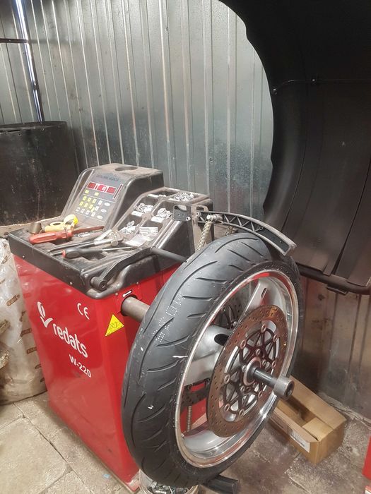 opona 120/70ZR17	Metzeler Roadtec z8 interact dot5015 3,2mm