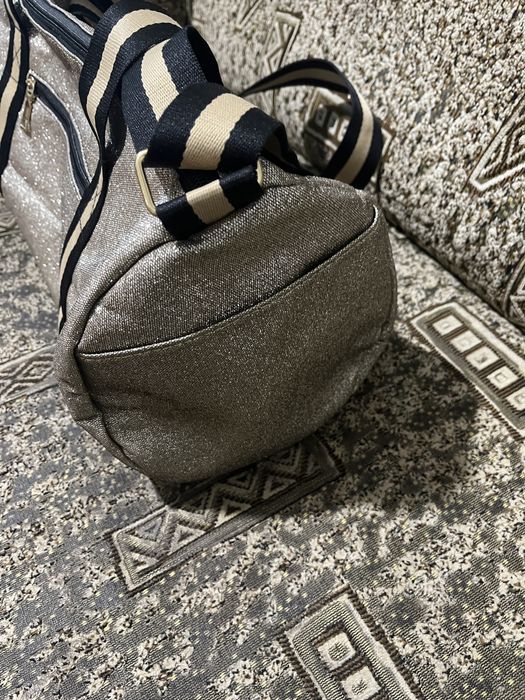 Продам сумку для фитнеса