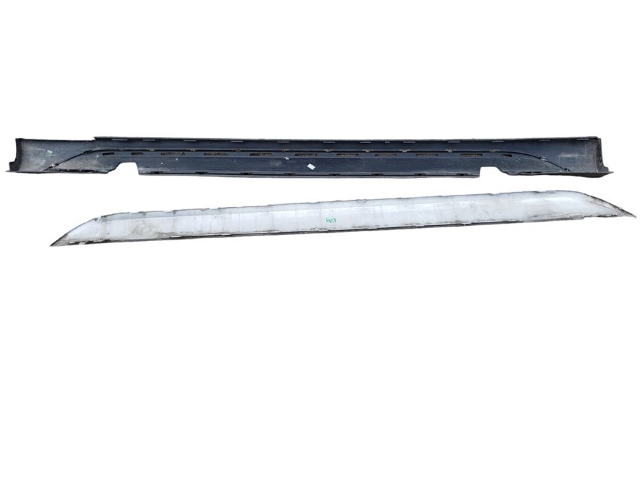 Накладка правого порога BMW X1 e84 2009-2015 51772990599 разборка
