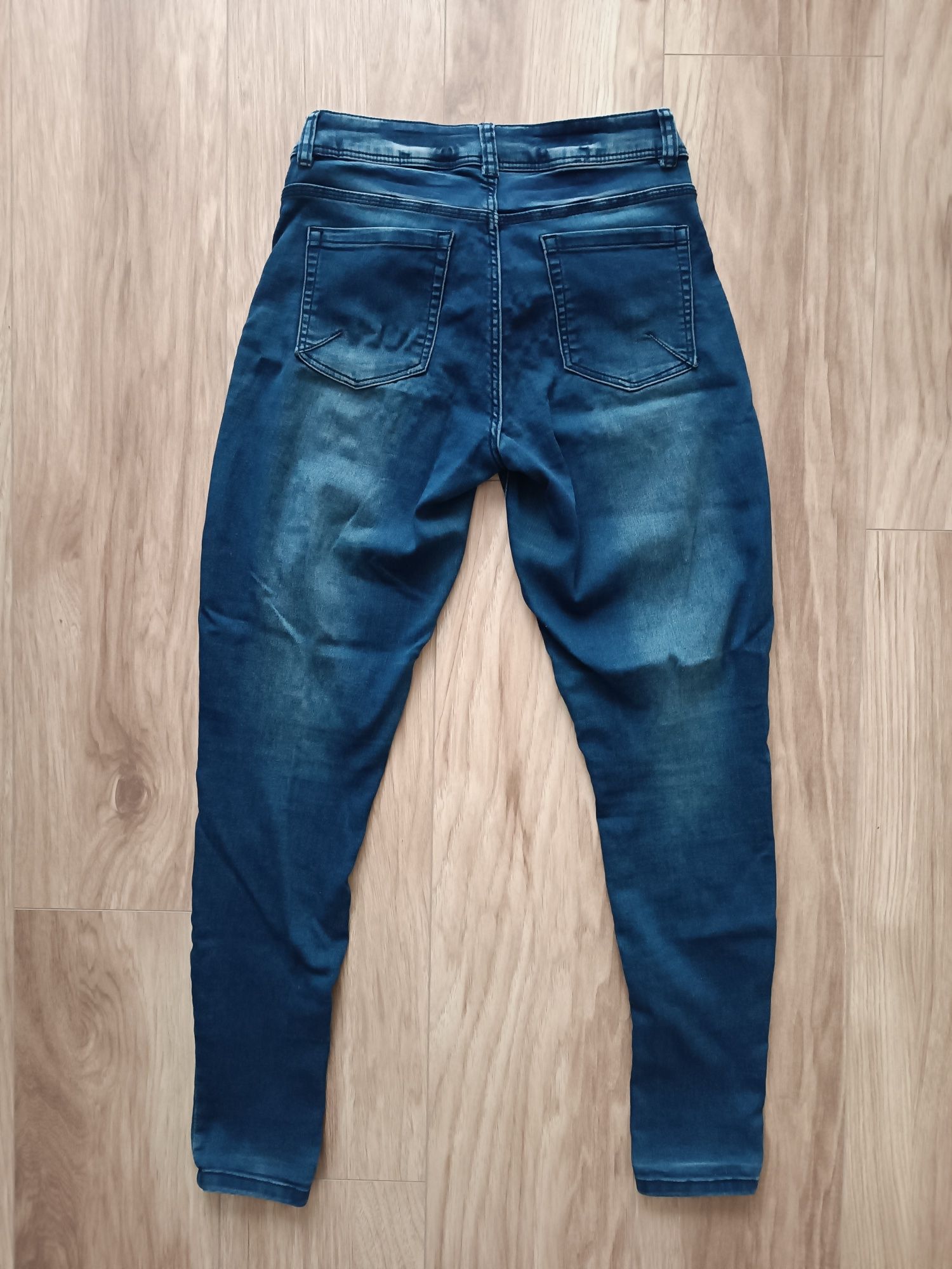 Granatowe niebieskie jeansy spodnie skinny rurki s/m 36/38